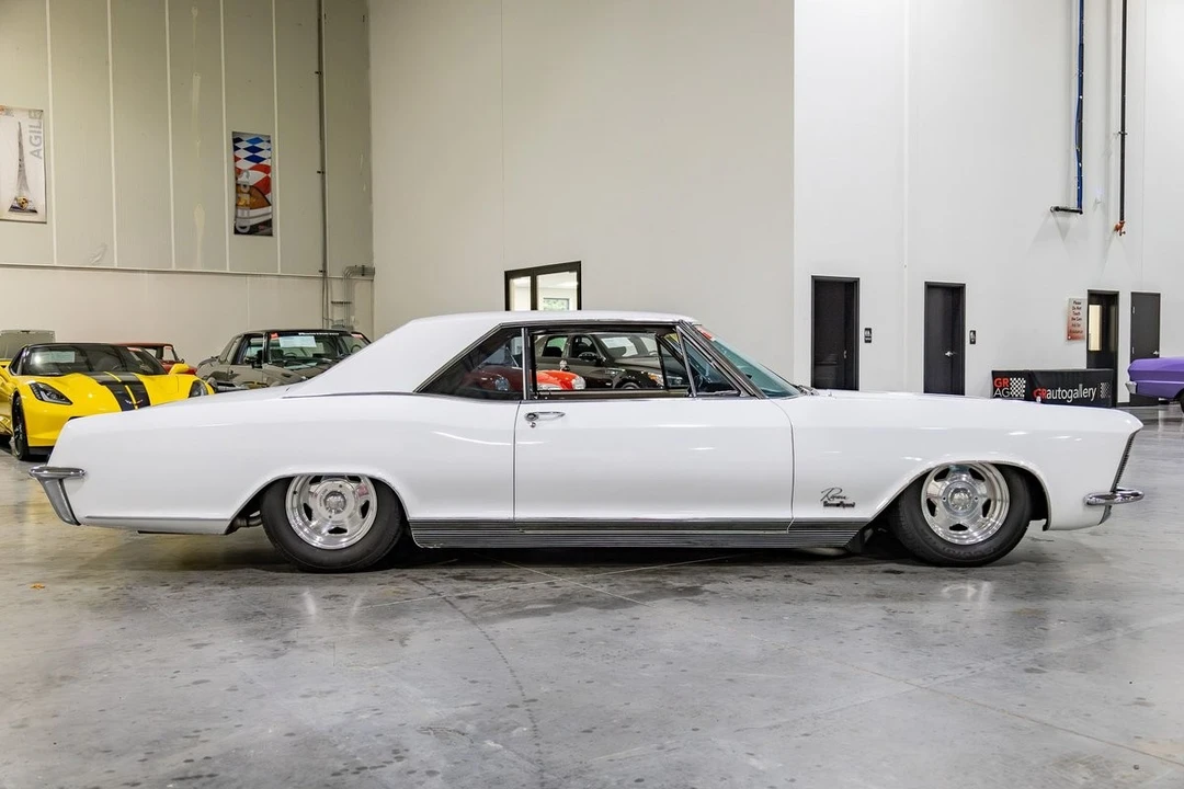 1965 Buick Riviera GS 1st Gen - Image 7 of 31