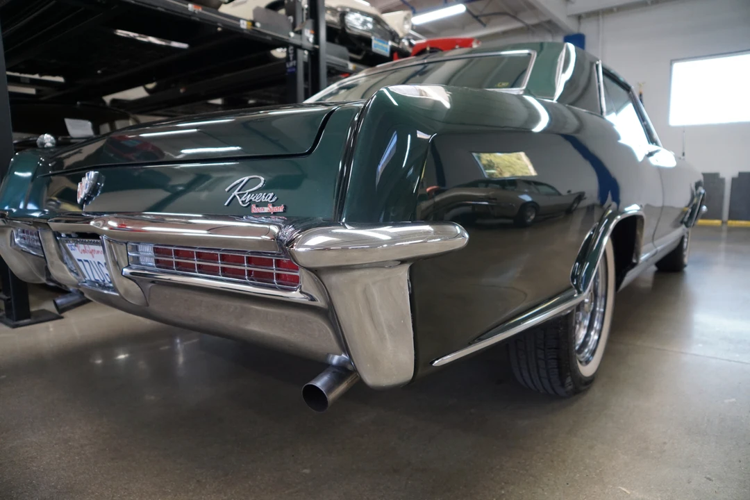 1965 Buick Riviera GS 1st Gen - Image 27 of 31