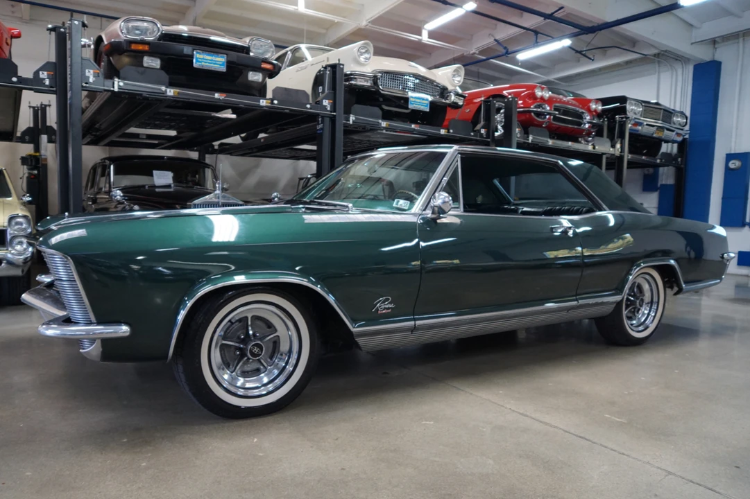 1965 Buick Riviera GS 1st Gen - Image 15 of 31