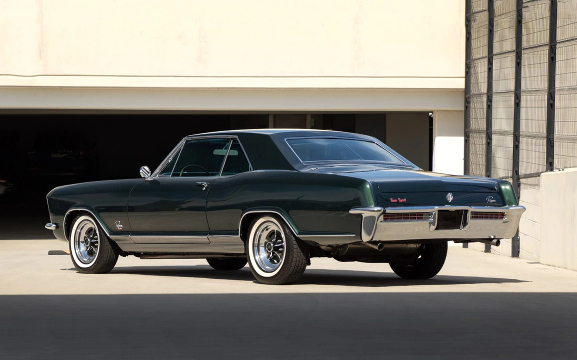 1965 Buick Riviera GS 1st Gen - Image 19 of 31