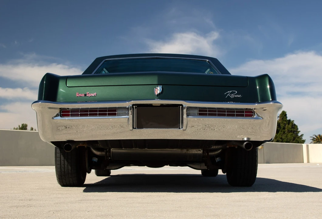 1965 Buick Riviera GS 1st Gen - Image 16 of 31