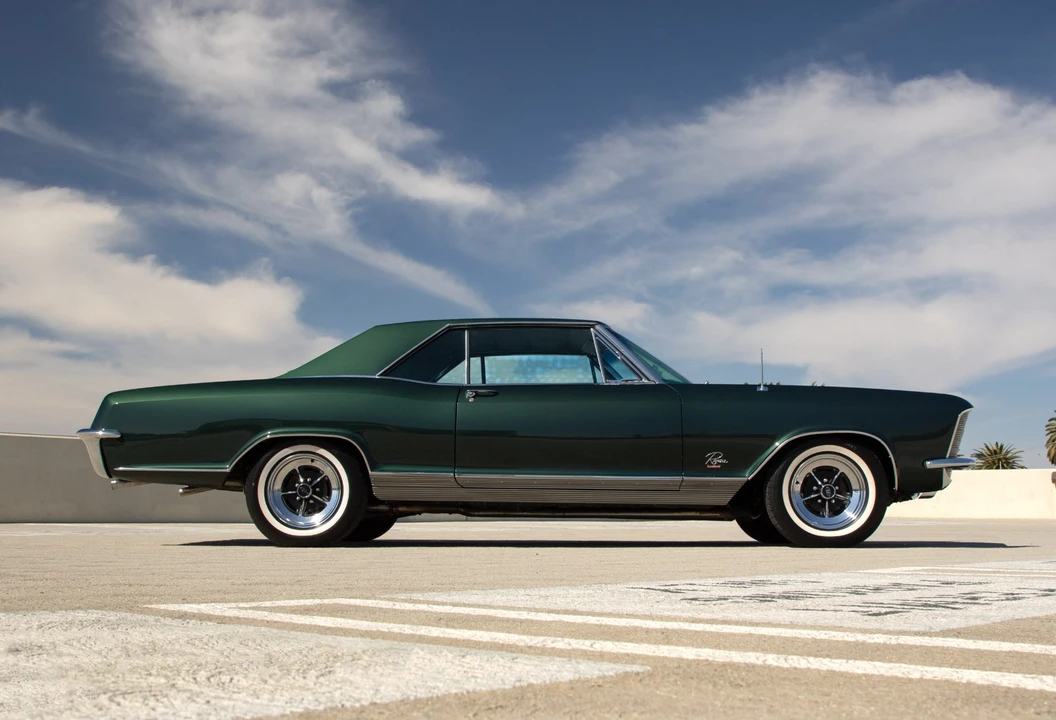 1965 Buick Riviera GS 1st Gen - Image 10 of 31