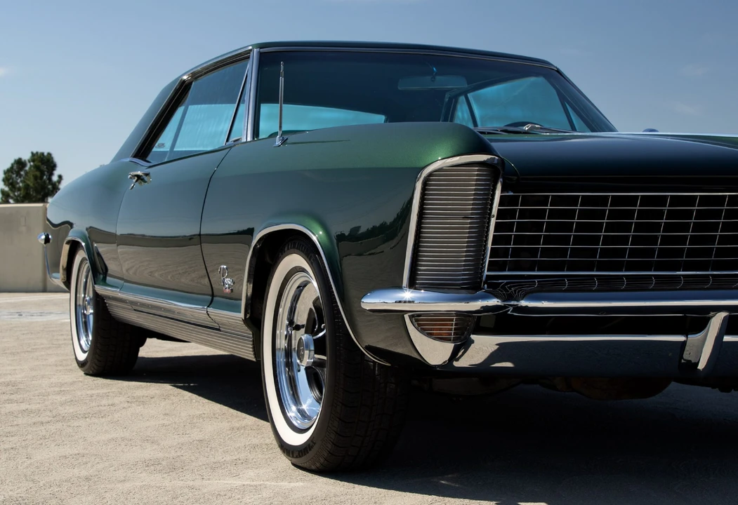 1965 Buick Riviera GS 1st Gen - Image 23 of 31