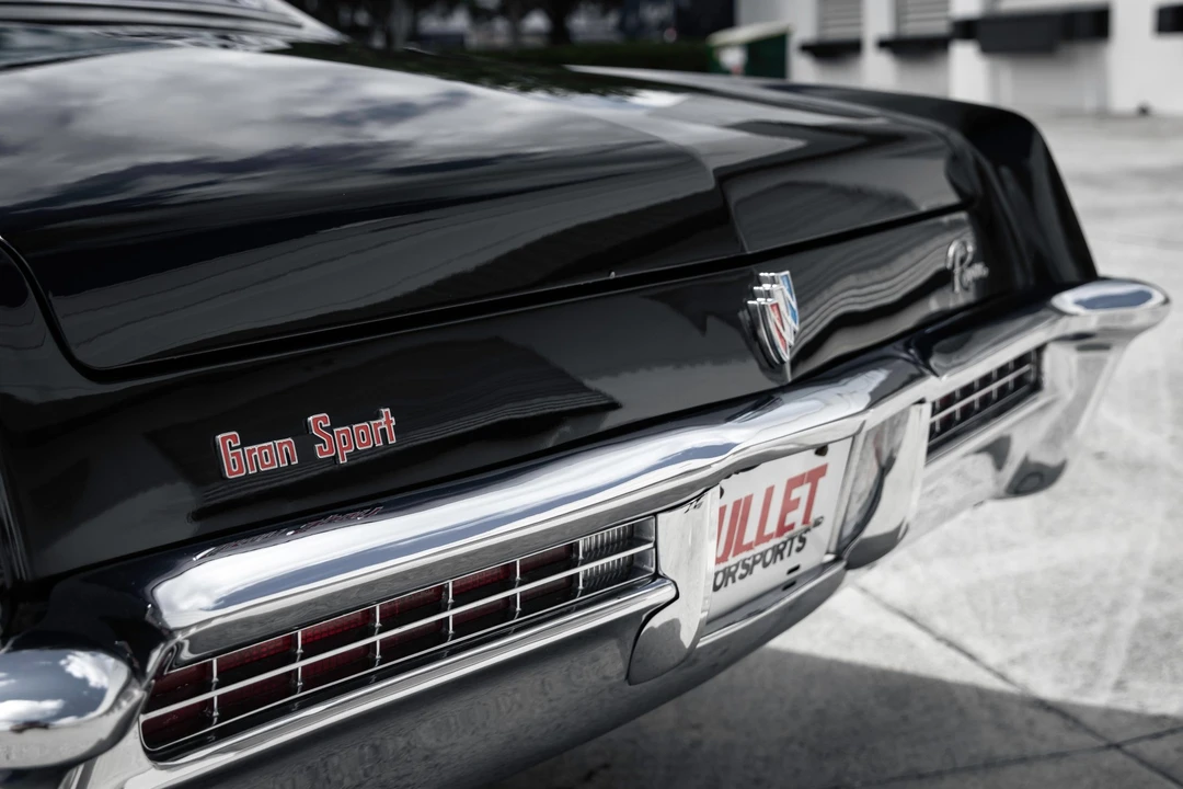 1965 Buick Riviera GS 1st Gen - Image 19 of 31