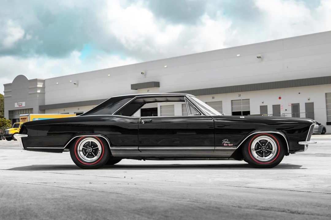 1965 Buick Riviera GS 1st Gen - Image 7 of 31