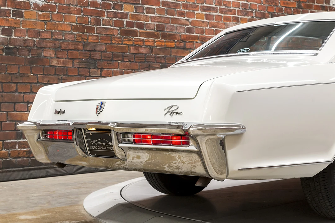 1965 Buick Riviera GS 1st Gen - Image 21 of 31