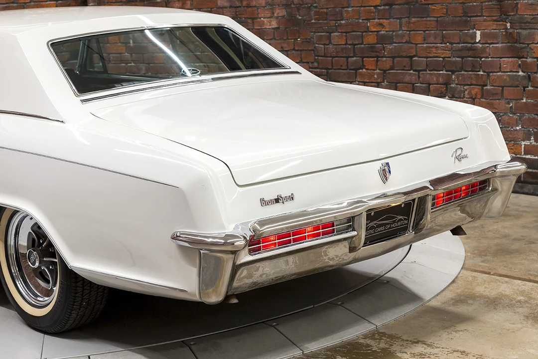 1965 Buick Riviera GS 1st Gen - Image 22 of 31