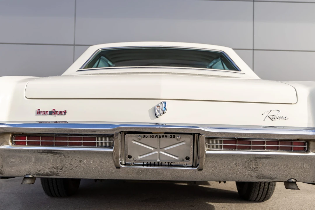 1965 Buick Riviera GS 1st Gen - Image 21 of 31