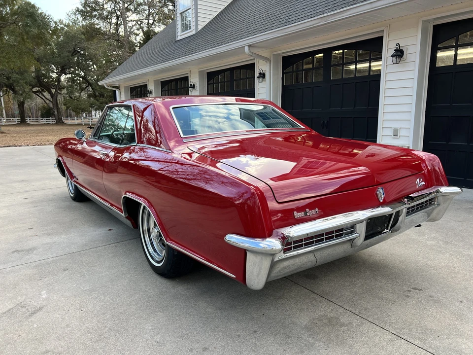1965 Buick Riviera GS 1st Gen - Image 11 of 31