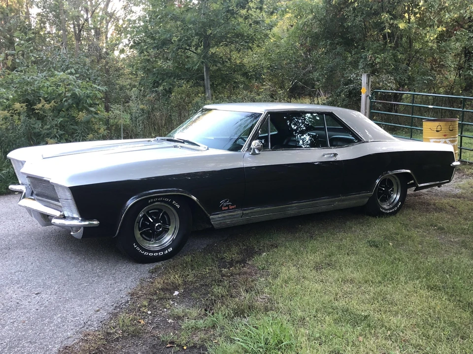 1965 Buick Riviera GS 1st Gen - Image 2 of 31