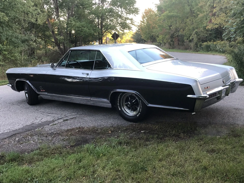 1965 Buick Riviera GS 1st Gen - Image 15 of 31