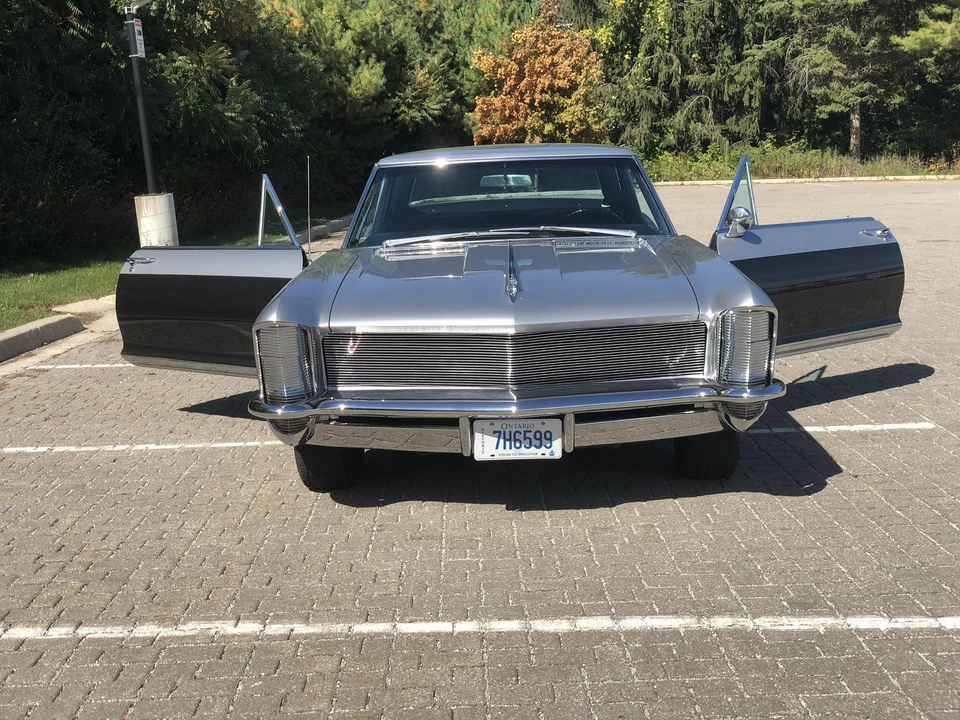 1965 Buick Riviera GS 1st Gen - Image 18 of 31
