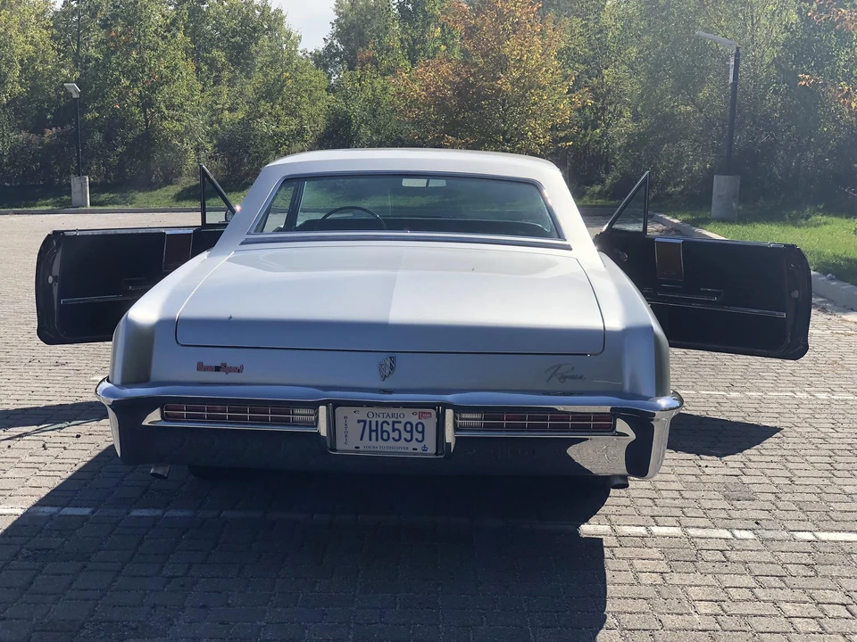 1965 Buick Riviera GS 1st Gen - Image 23 of 31