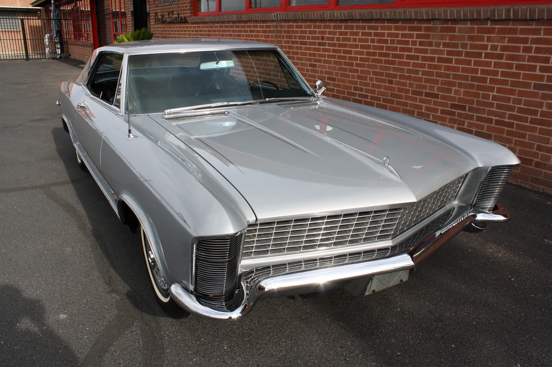 1965 Buick Riviera GS 1st Gen - Image 17 of 31