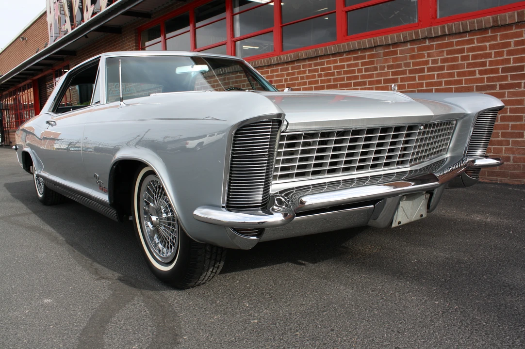 1965 Buick Riviera GS 1st Gen - Image 18 of 31