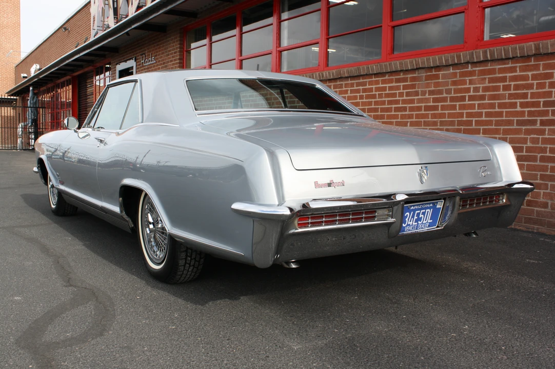 1965 Buick Riviera GS 1st Gen - Image 9 of 31