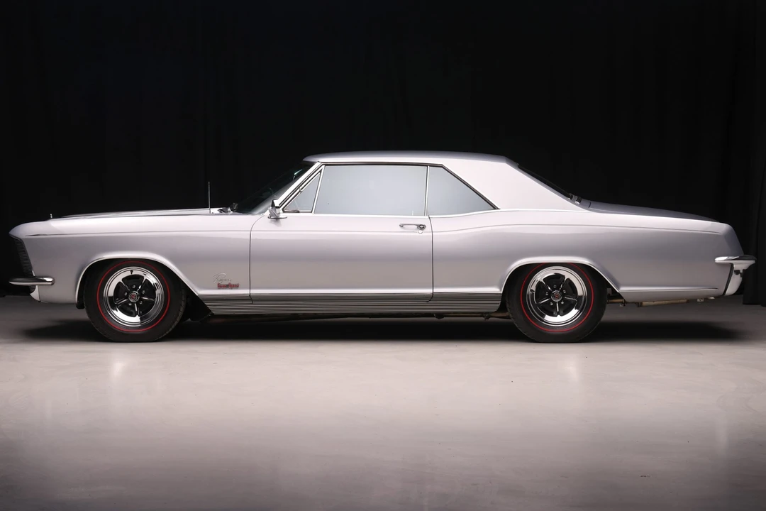 1965 Buick Riviera GS 1st Gen - Image 15 of 31