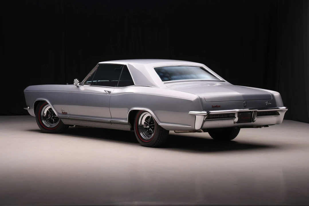1965 Buick Riviera GS 1st Gen - Image 13 of 31
