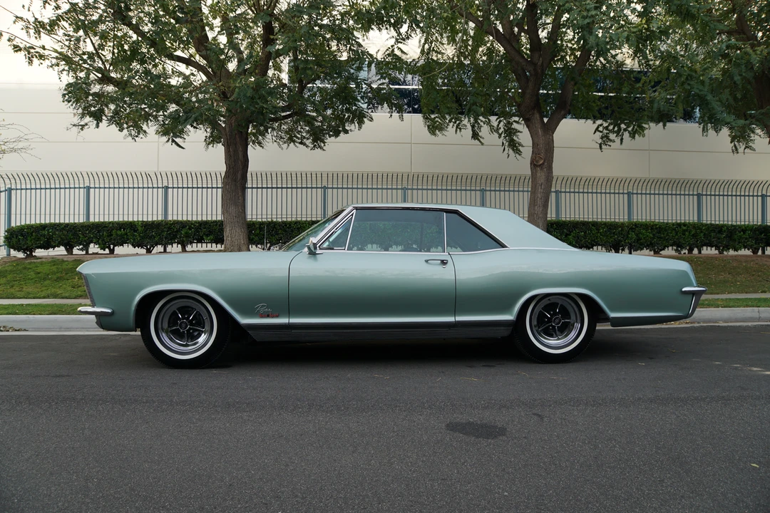 1965 Buick Riviera GS 1st Gen - Image 10 of 31