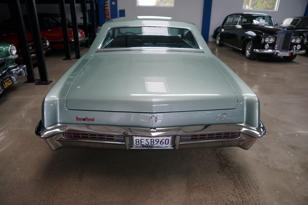 1965 Buick Riviera GS 1st Gen - Image 25 of 31