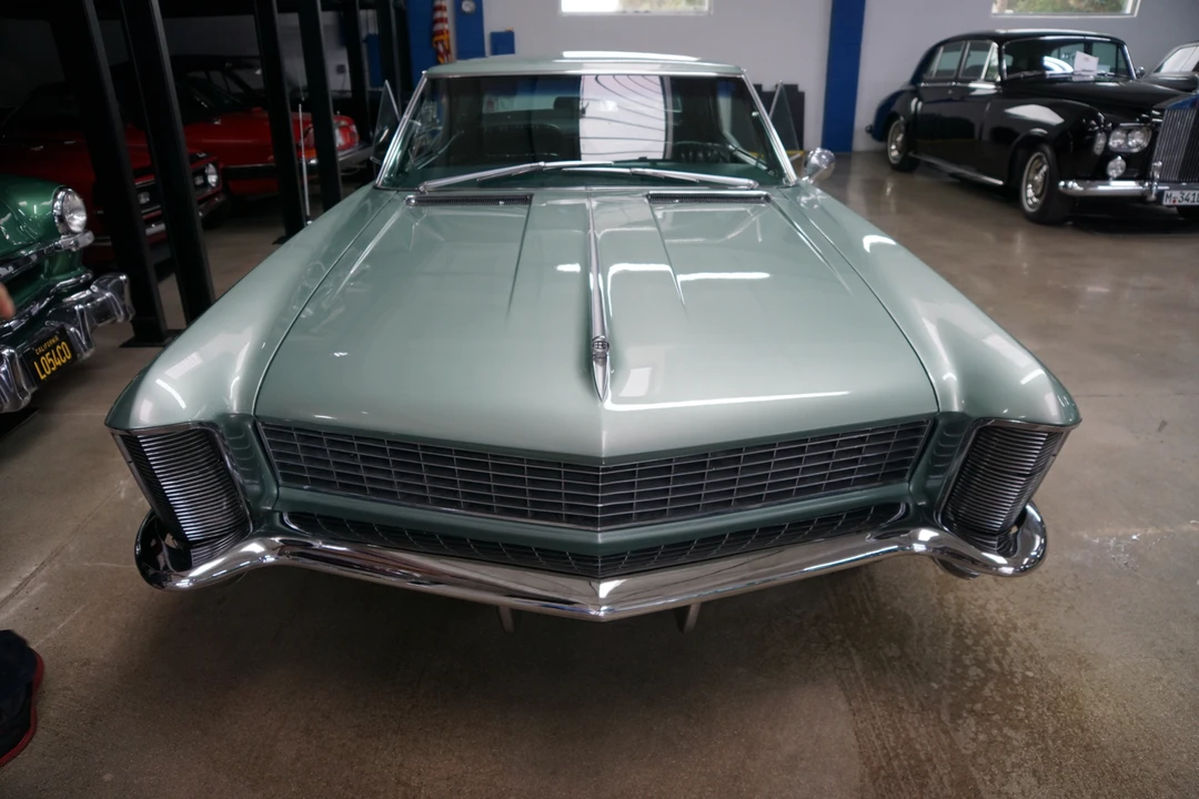1965 Buick Riviera GS 1st Gen - Image 16 of 31
