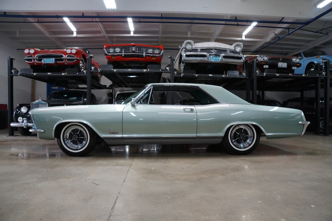 1965 Buick Riviera GS 1st Gen - Image 11 of 31
