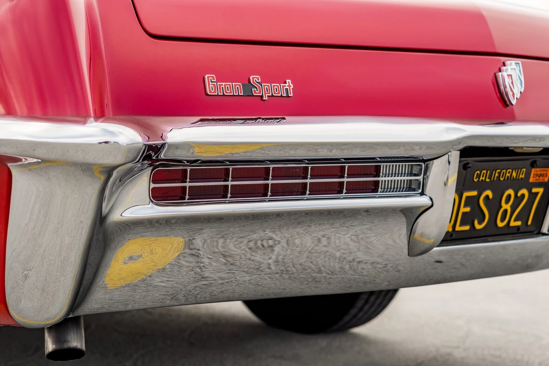 1965 Buick Riviera GS 1st Gen - Image 25 of 31