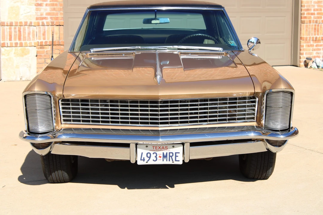 1965 Buick Riviera GS 1st Gen - Image 15 of 31