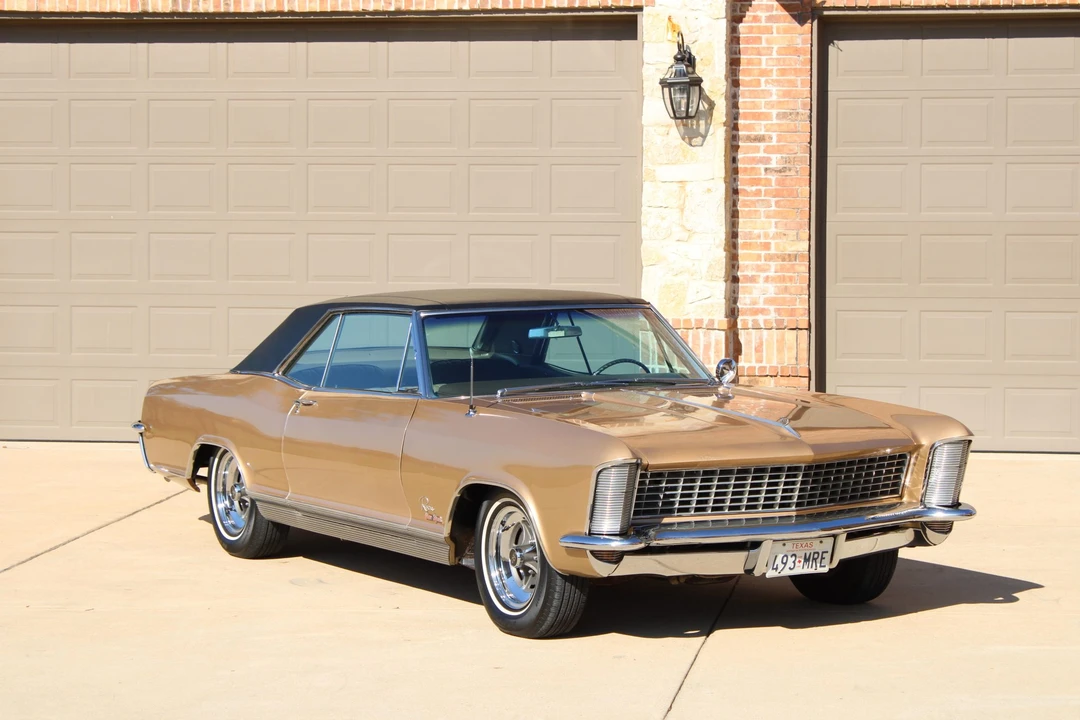 1965 Buick Riviera GS 1st Gen - Image 27 of 31