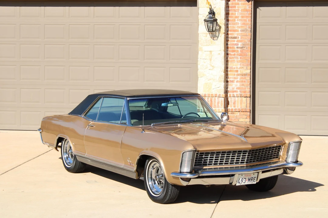 1965 Buick Riviera GS 1st Gen - Image 26 of 31