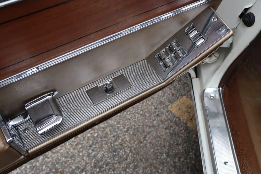 1965 Buick Riviera 1st Gen - Image 23 of 30