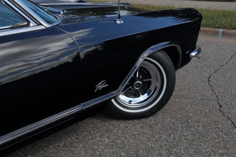 1965 Buick Riviera 1st Gen - Image 13 of 31
