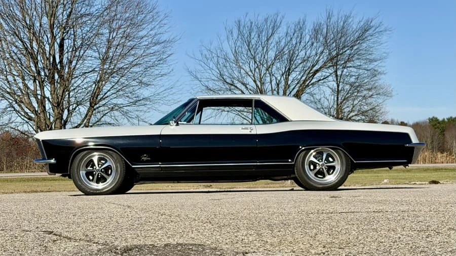 1965 Buick Riviera 1st Gen - Image 2 of 31