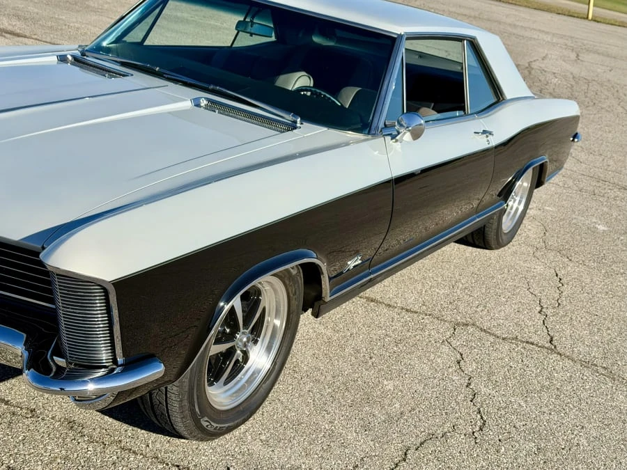 1965 Buick Riviera 1st Gen - Image 23 of 31