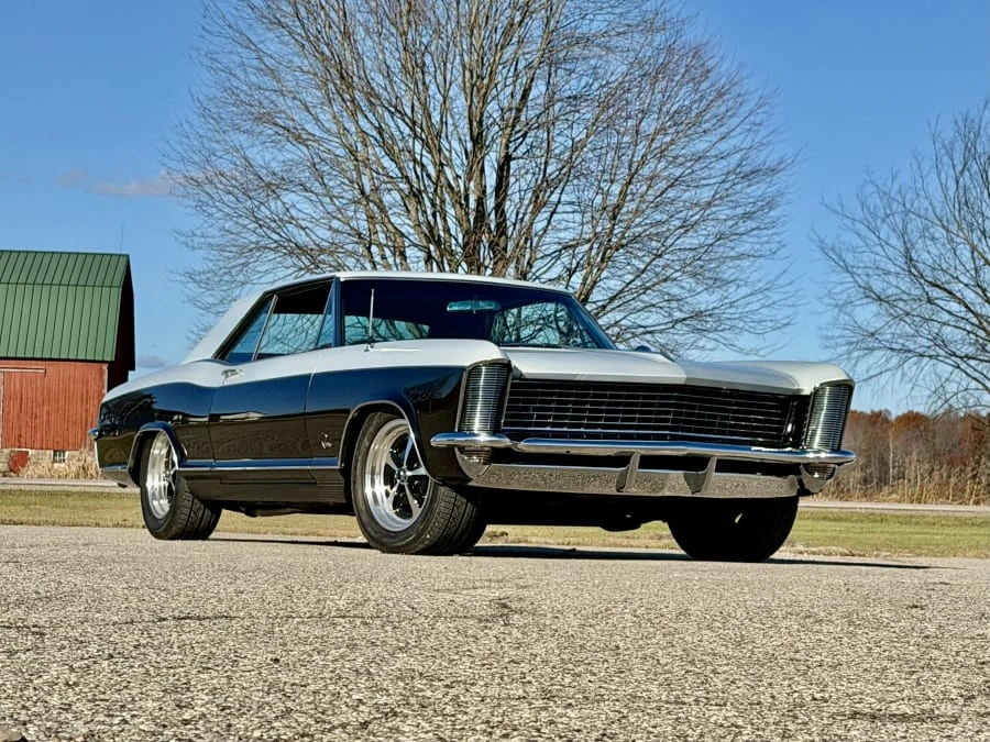1965 Buick Riviera 1st Gen - Image 9 of 31