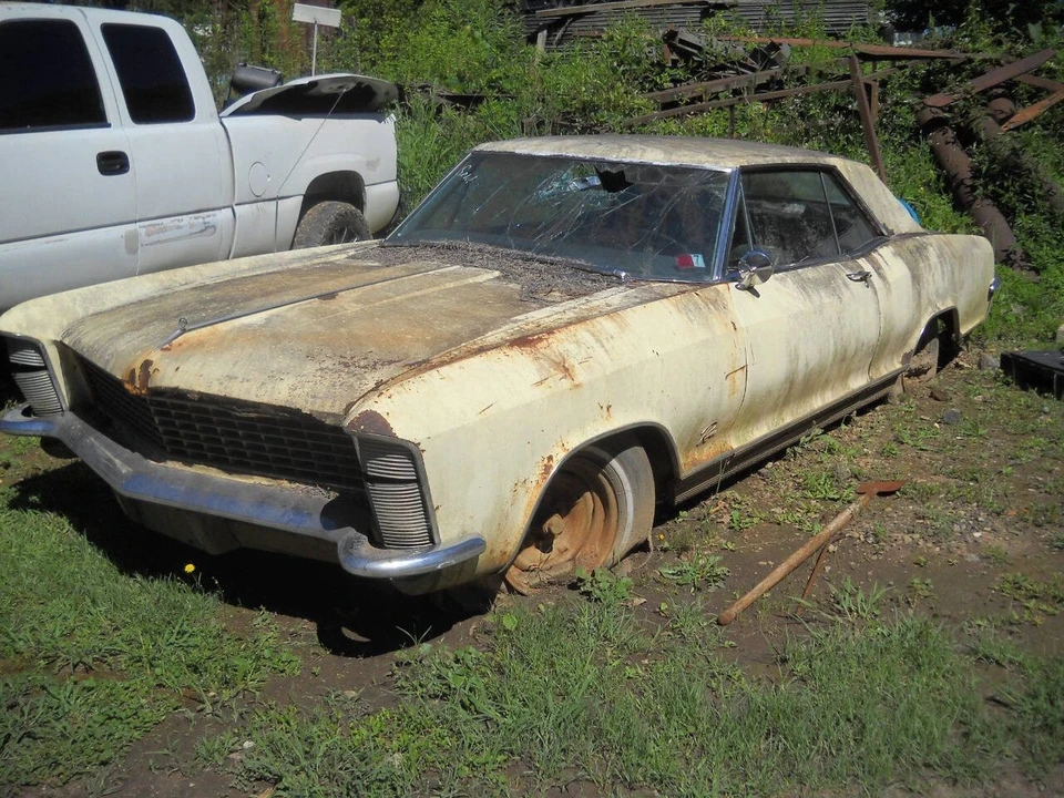 1965 Buick Riviera 1st Gen - Image 2 of 18