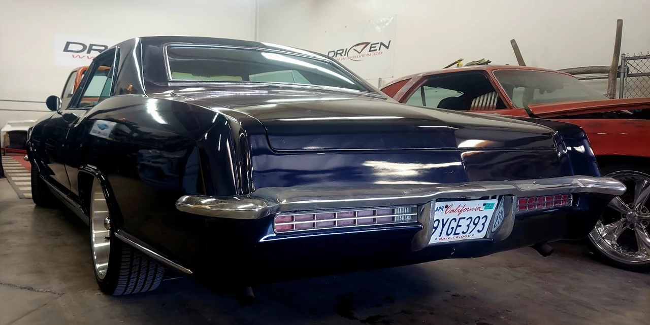 1965 Buick Riviera 1st Gen - Image 17 of 24