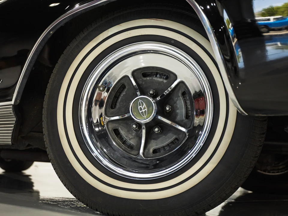 1965 Buick Riviera 1st Gen - Image 17 of 31