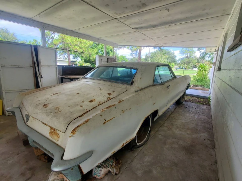 1965 Buick Riviera 1st Gen - Image 12 of 24