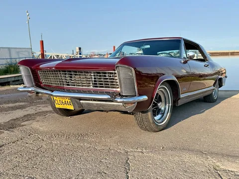 1965 Buick Riviera Wildcat