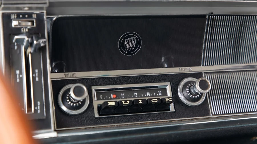 1965 Buick Gran Sport - Image 14 of 20
