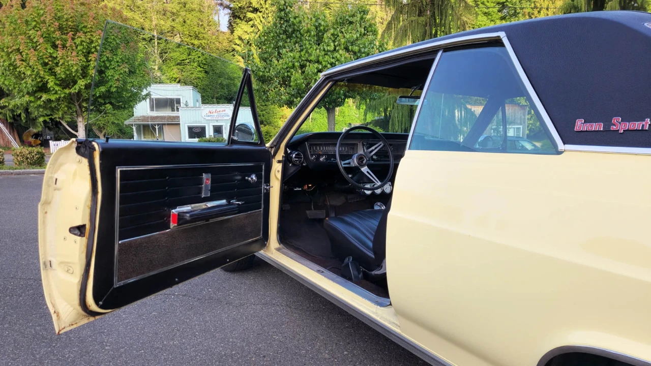 1965 Buick Skylark GS 3rd Gen - Image 12 of 20