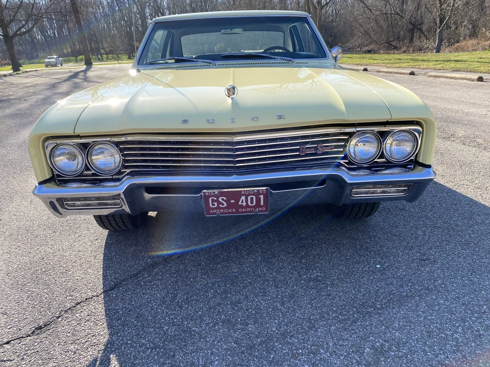 1965 Buick Gran Sport - Image 4 of 31