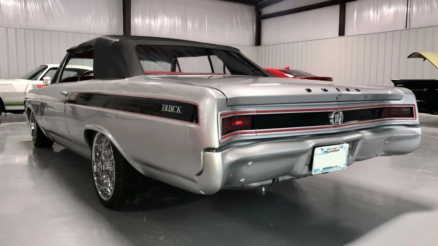 1965 Buick Special - Image 12 of 13