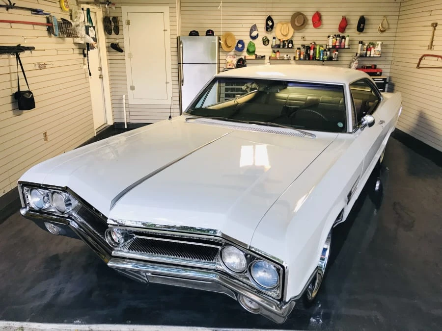 1965 Buick Wildcat - Image 10 of 12