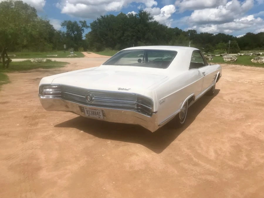 1965 Buick Wildcat - Image 3 of 11