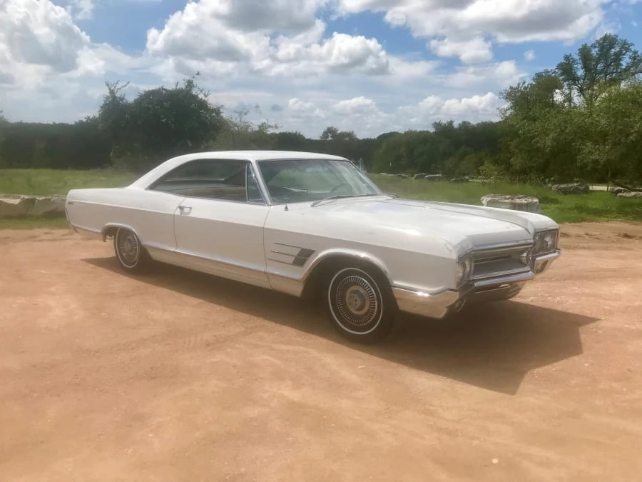 1965 Buick Wildcat - Image 11 of 11