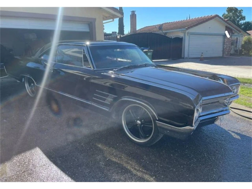 1965 Buick Wildcat - Image 19 of 23