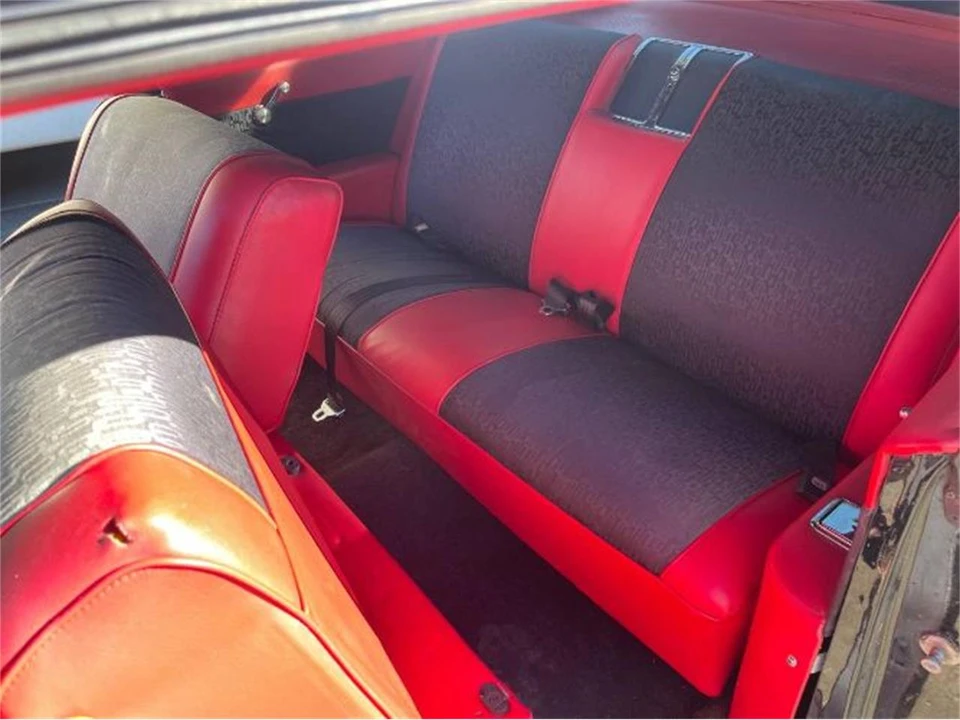 1965 Buick Wildcat - Image 12 of 23