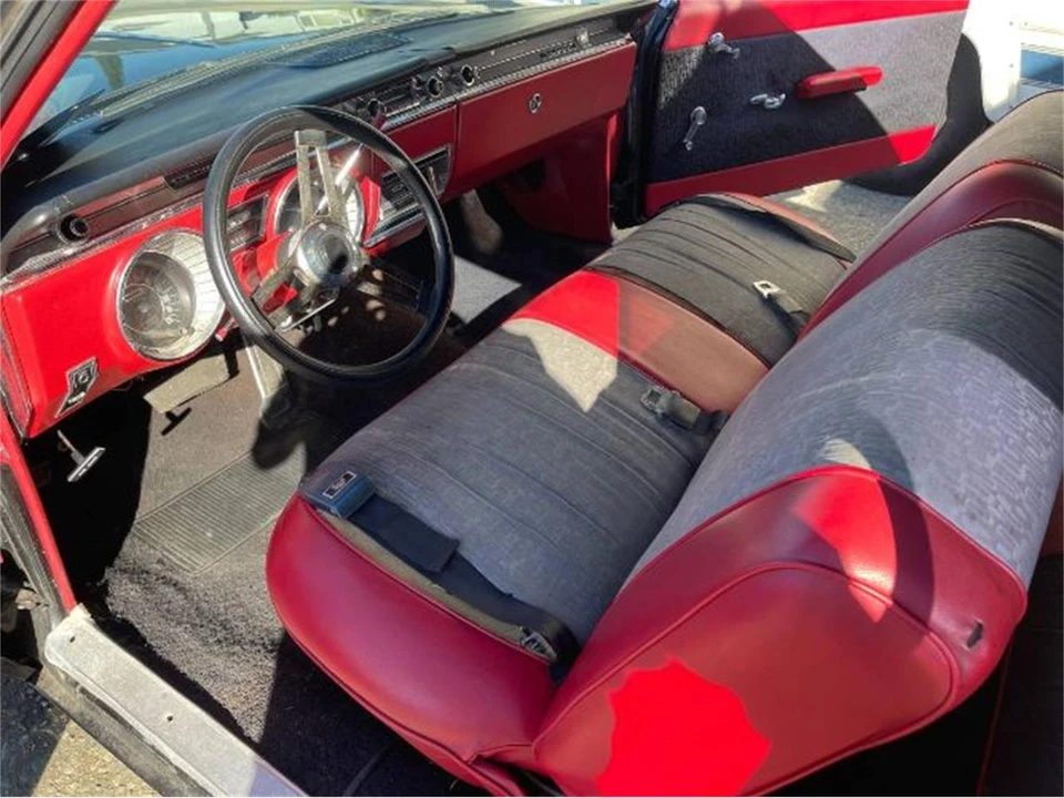 1965 Buick Wildcat - Image 11 of 23